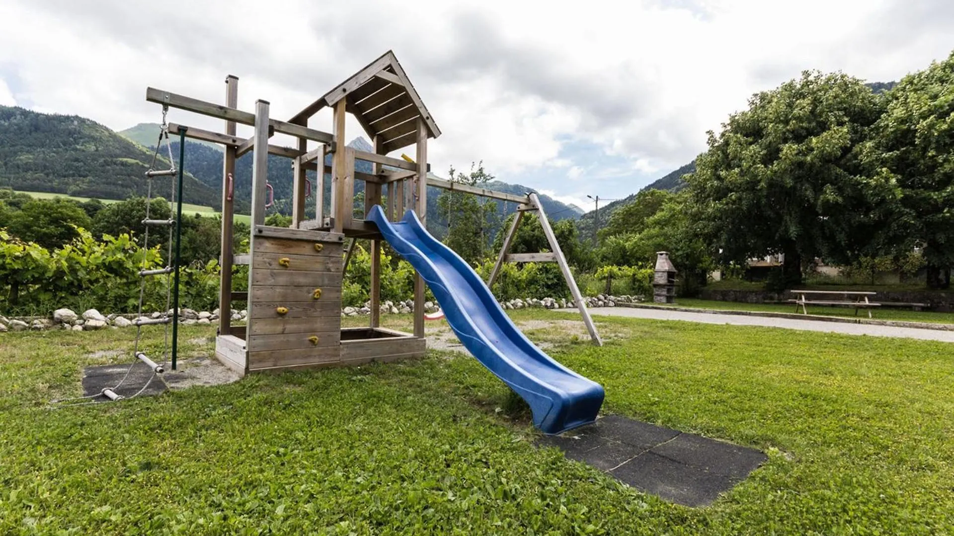 Les Gites Du Finet - Ferrand Lalley 0*,  France
